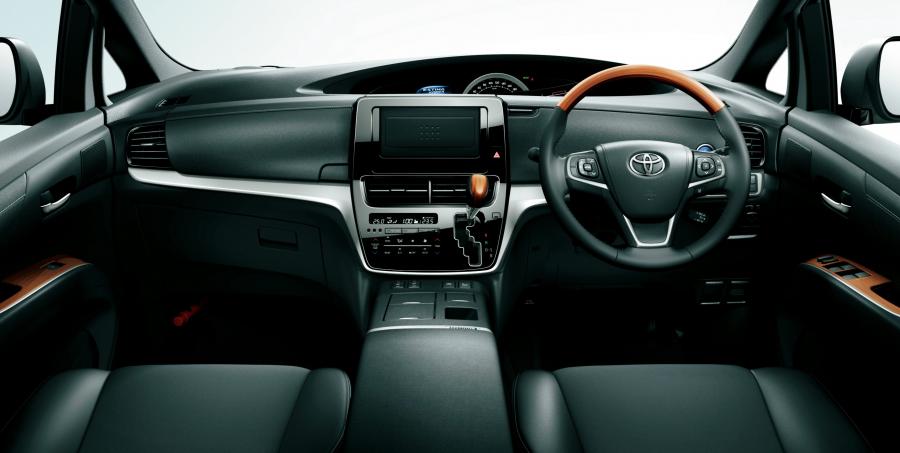 Торпедо Toyota Estima Hybrid Aeras 2016 года  (фото 7 из 11)